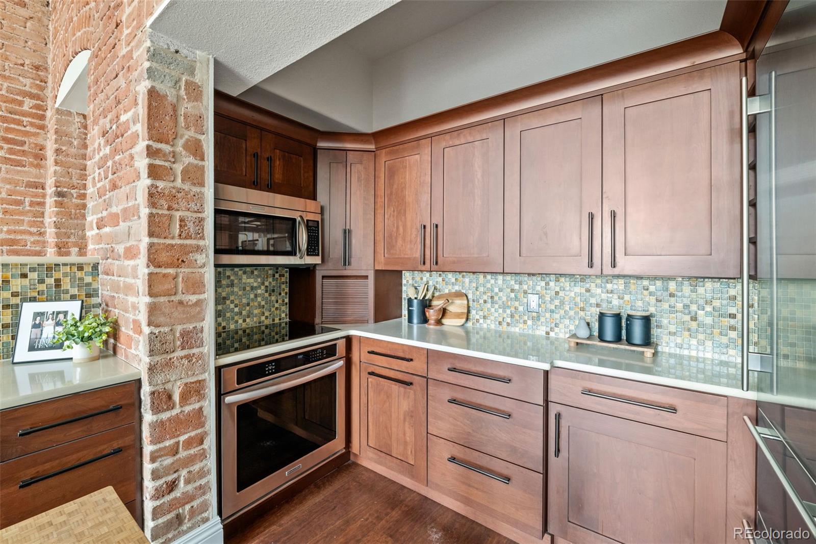 1140 Columbine Street Unit: 206