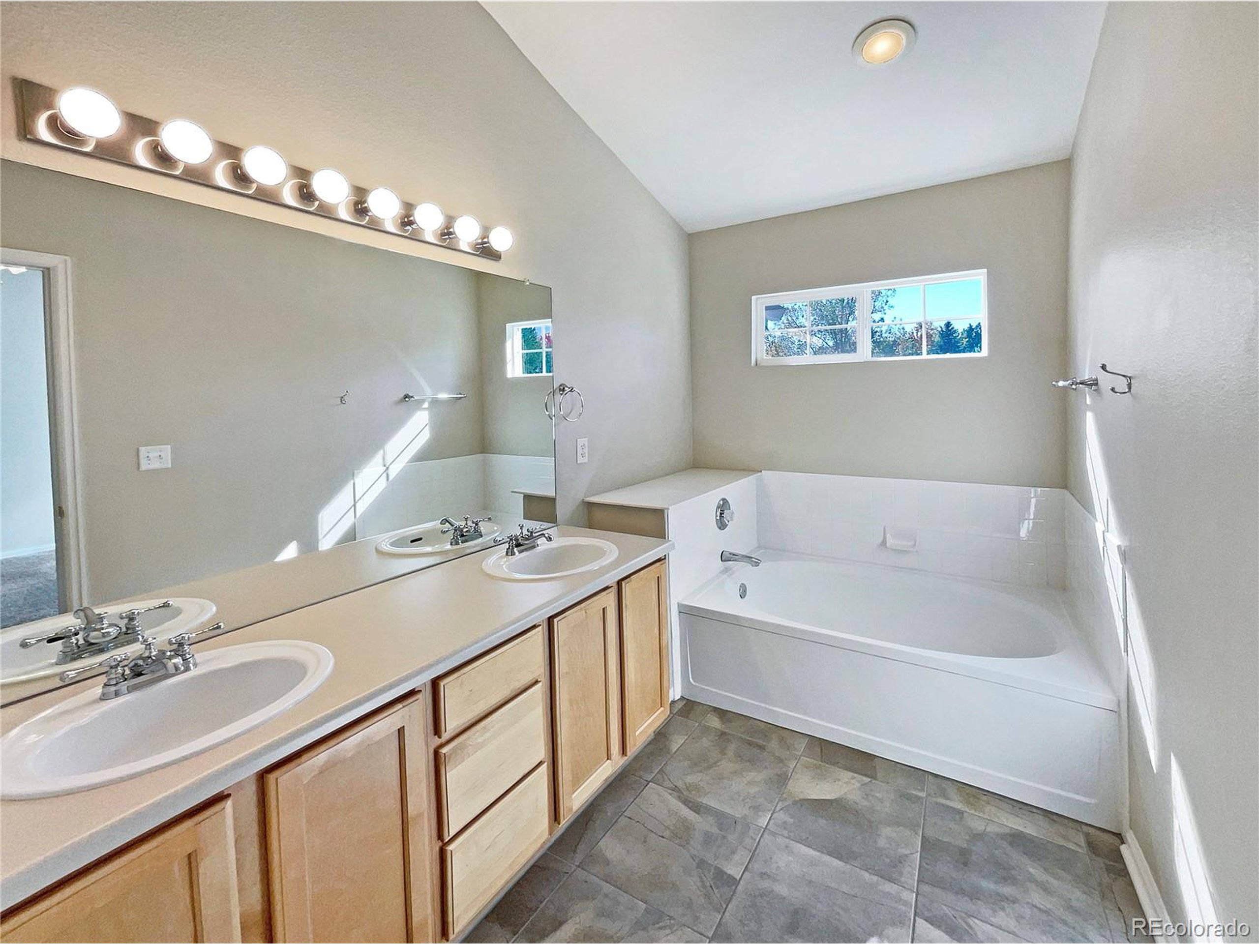 2855 Rock Creek Cir Unit: 202