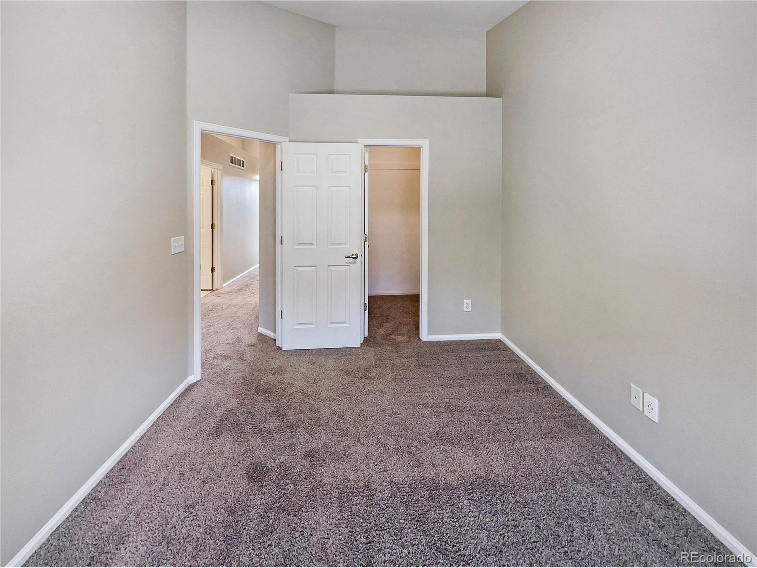 2855 Rock Creek Cir Unit: 202