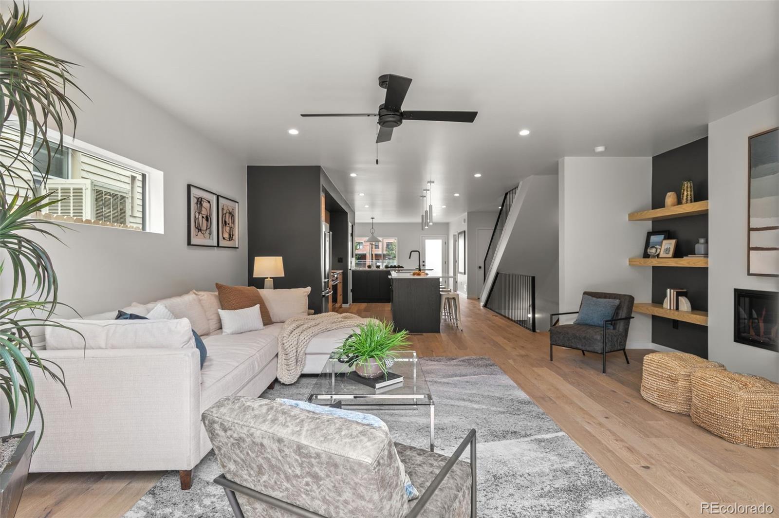 2122 S Cherokee Street