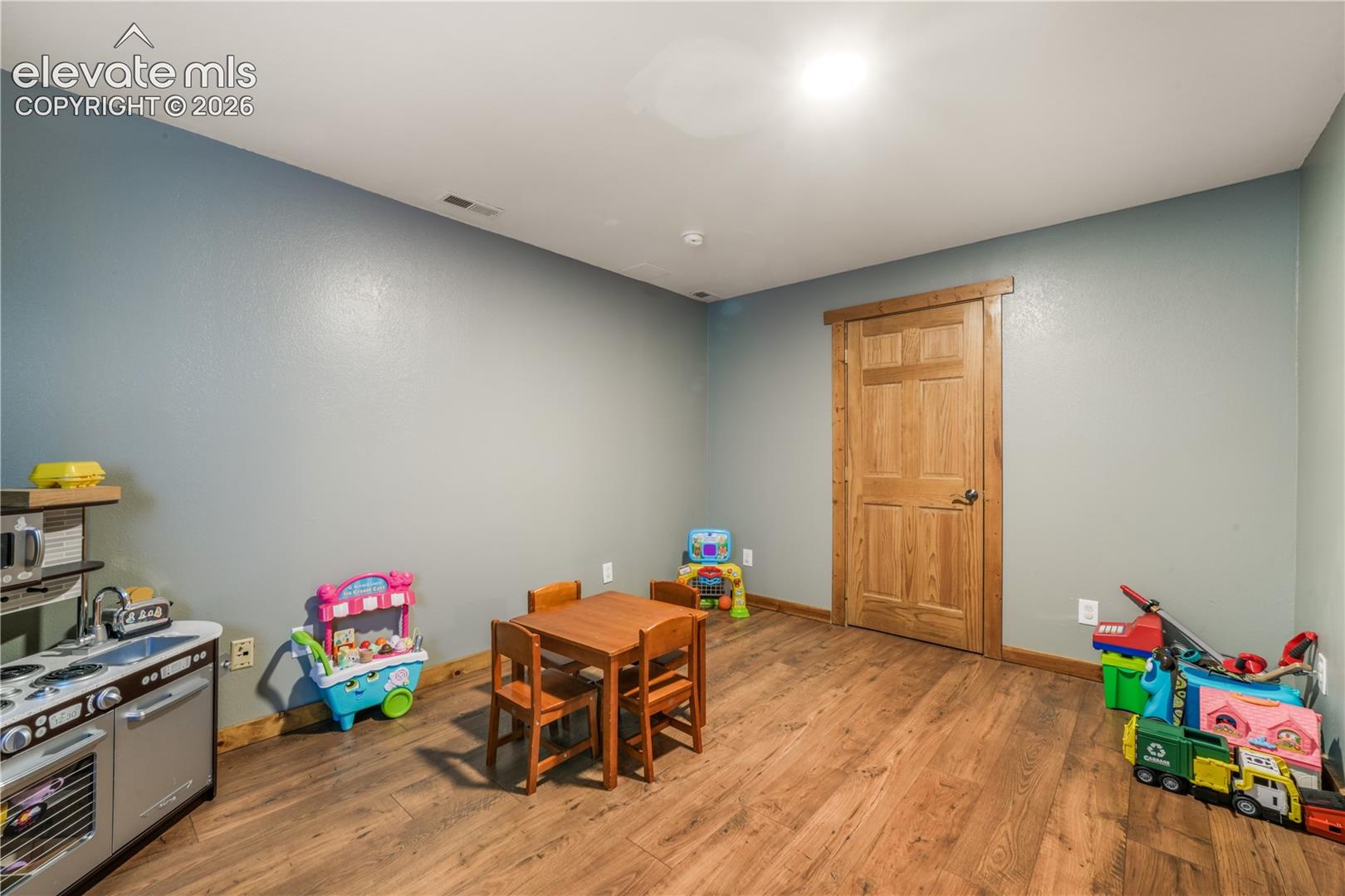 5580 Flag Way