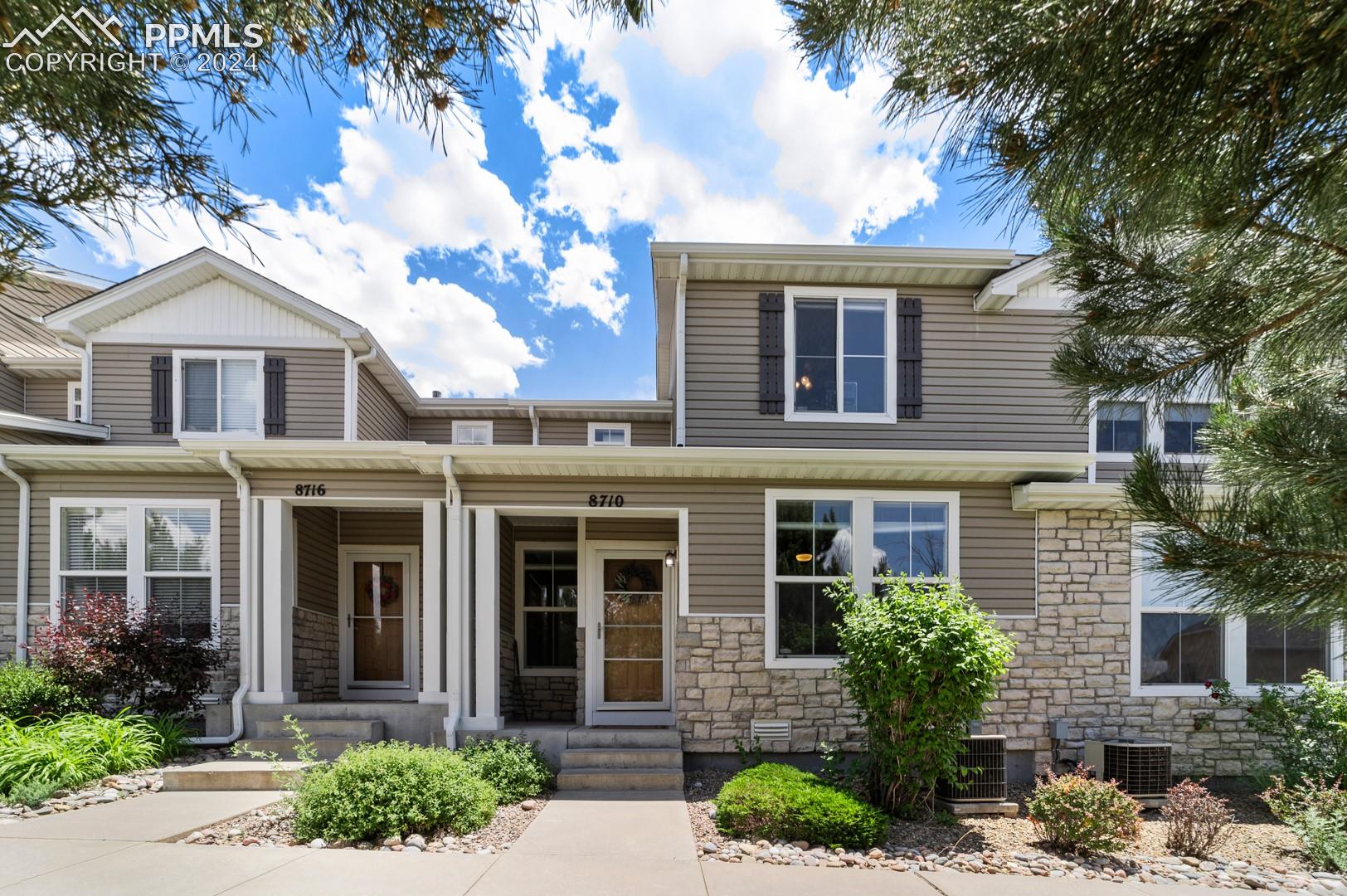 8710 Bamboo Grove