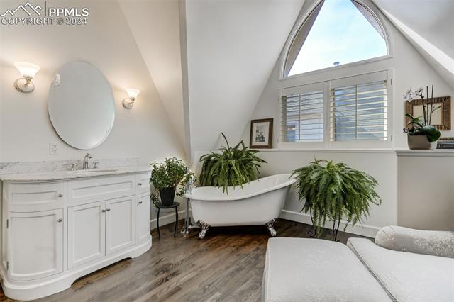 1424 N Cascade Avenue