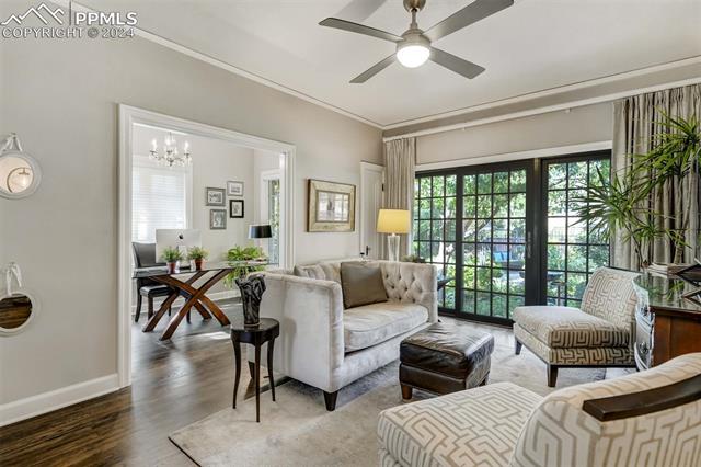 1424 N Cascade Avenue