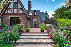 1424 N Cascade Avenue