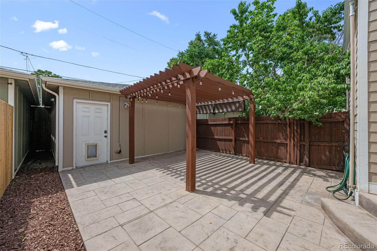 3435 N Humboldt Street