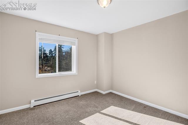 1080 Woodland Avenue