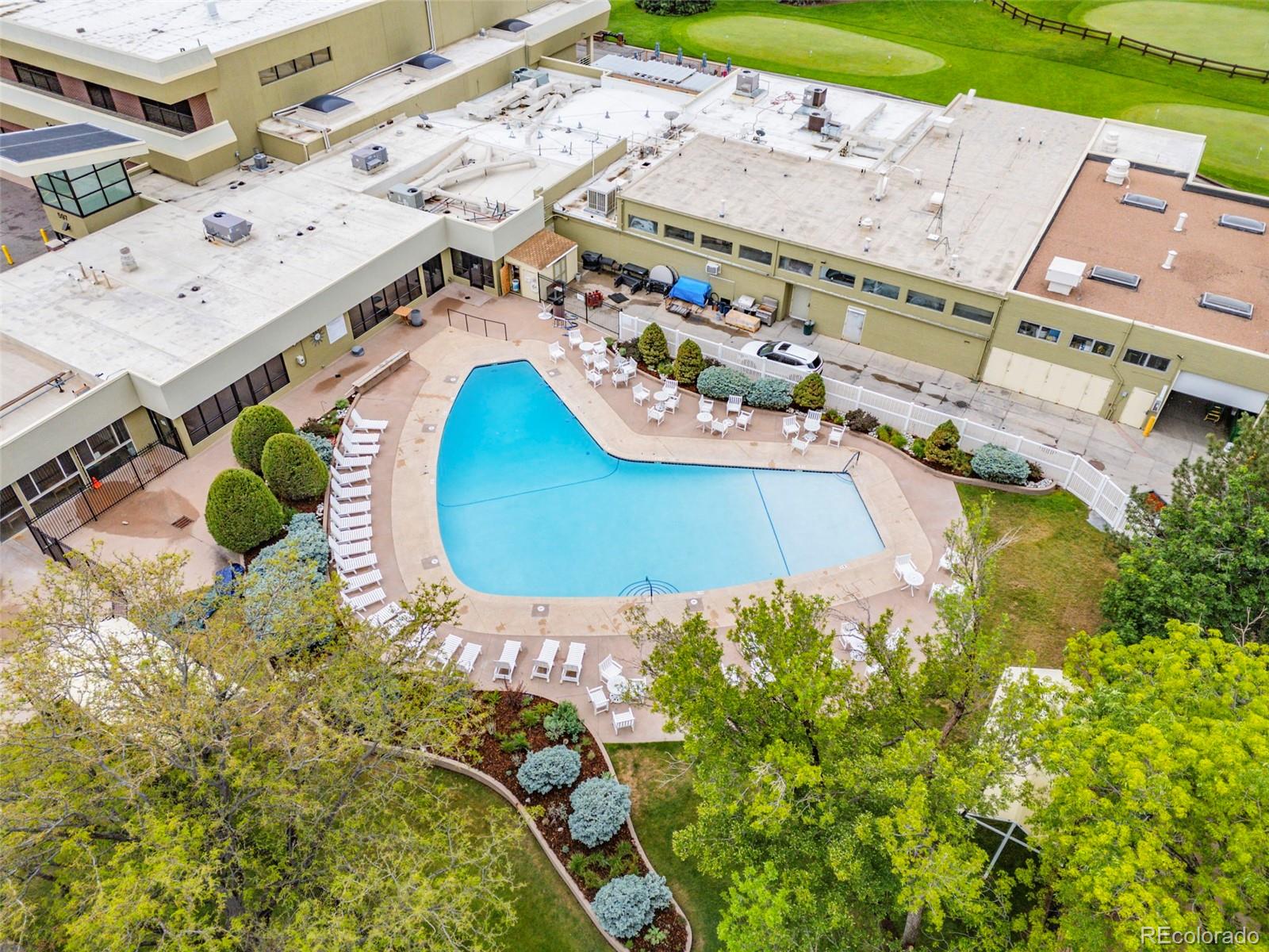750 S Alton Way Unit: 4C