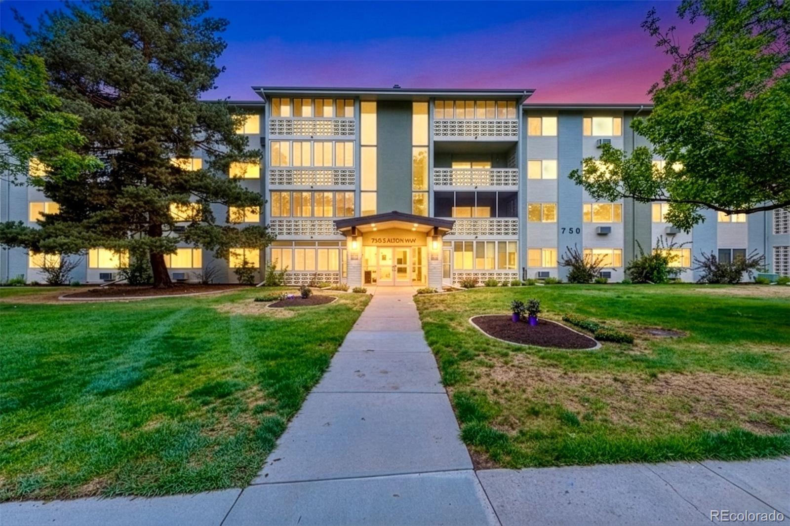 750 S Alton Way Unit: 4C