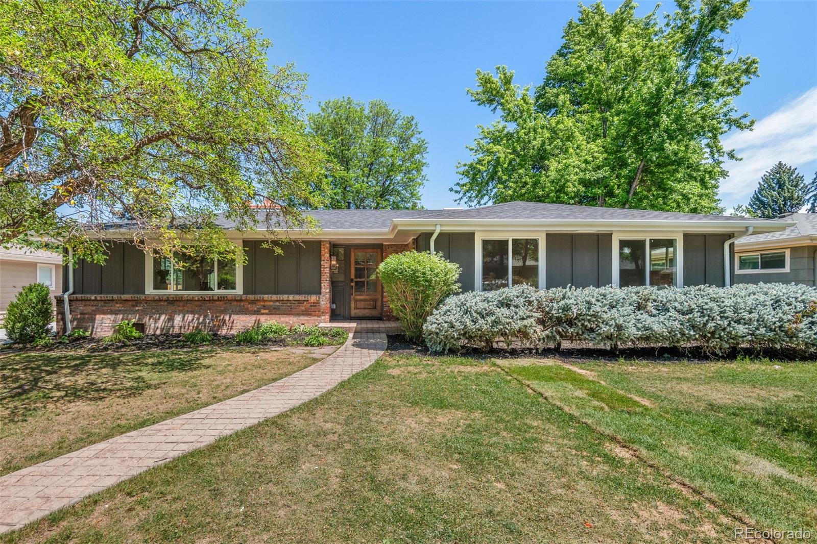2309 E Floyd Place