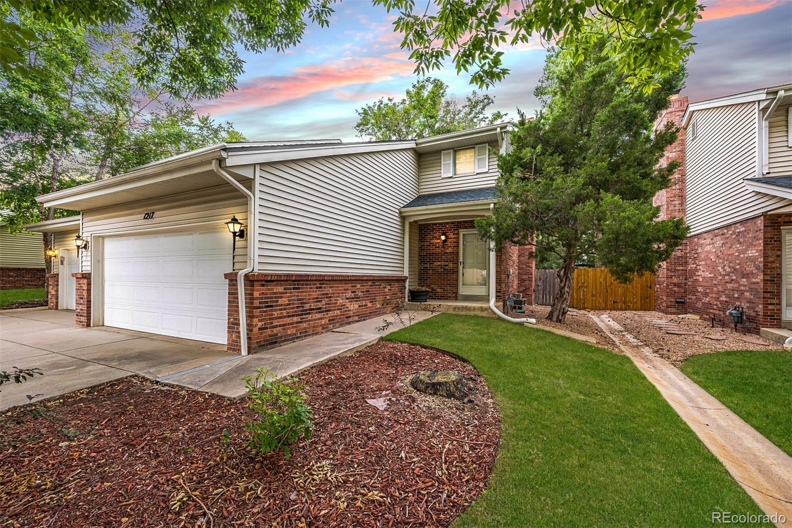 1217 S Carson Way