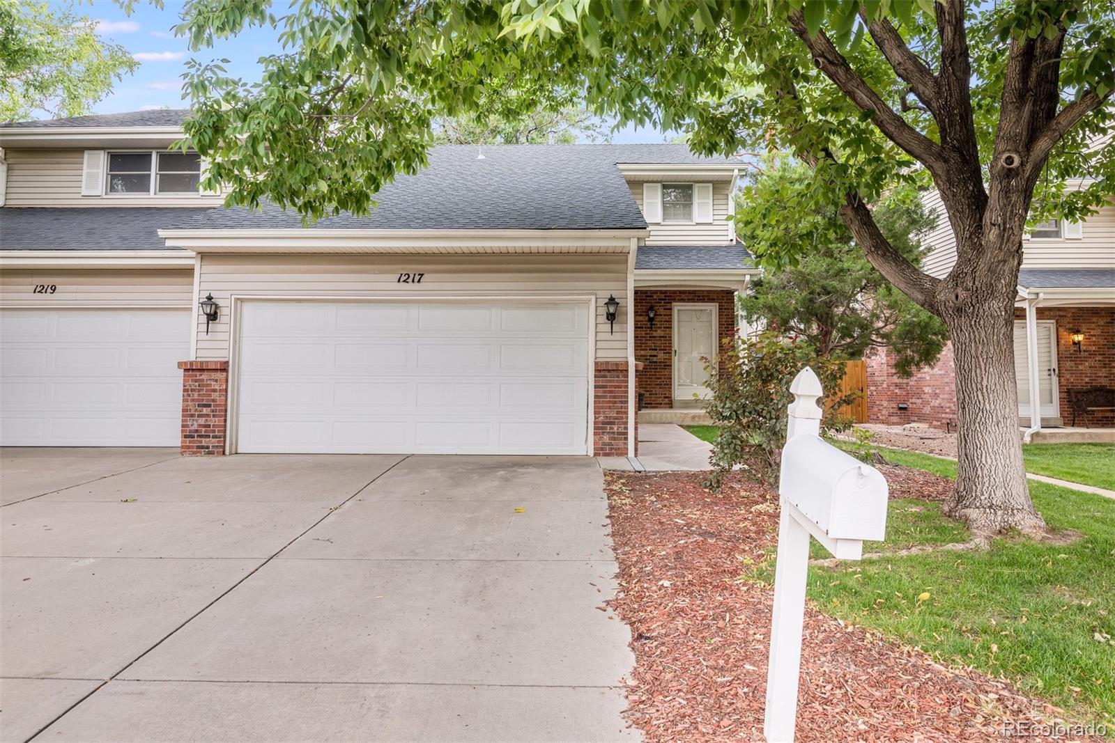1217 S Carson Way