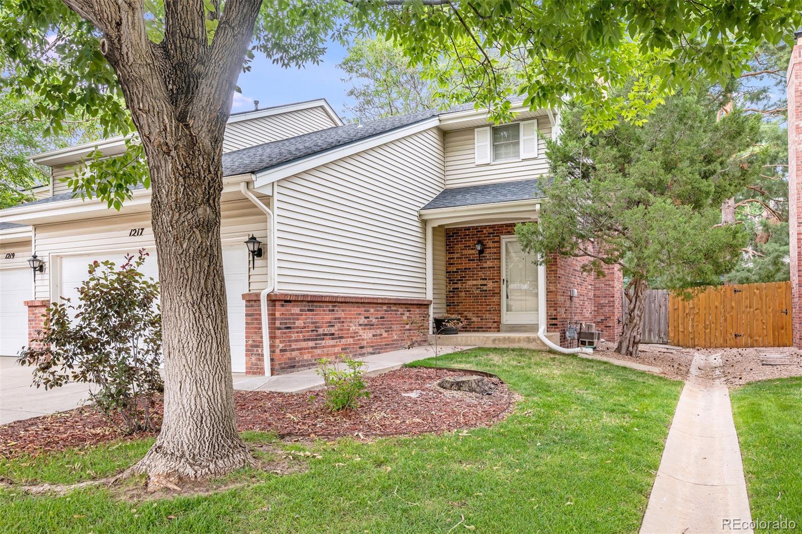 1217 S Carson Way