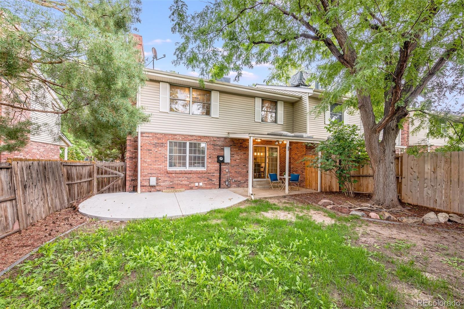 1217 S Carson Way