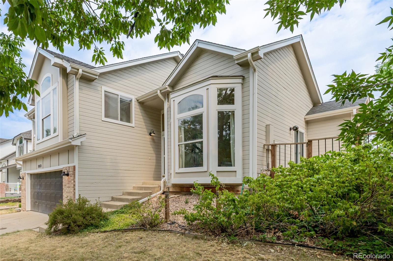 10059 Silvercliff Lane