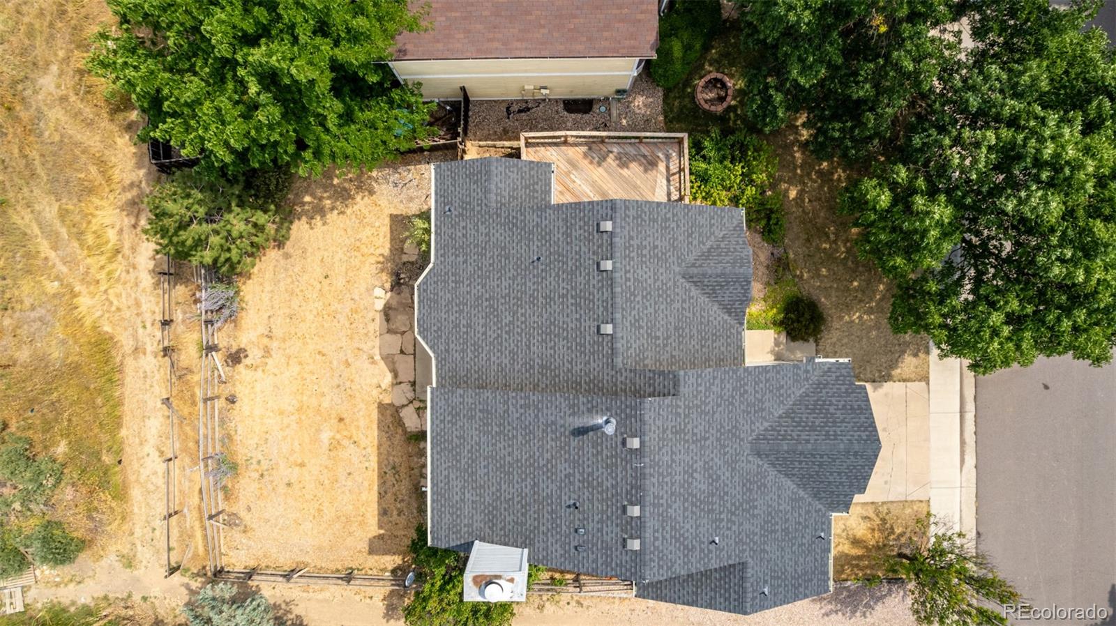 10059 Silvercliff Lane