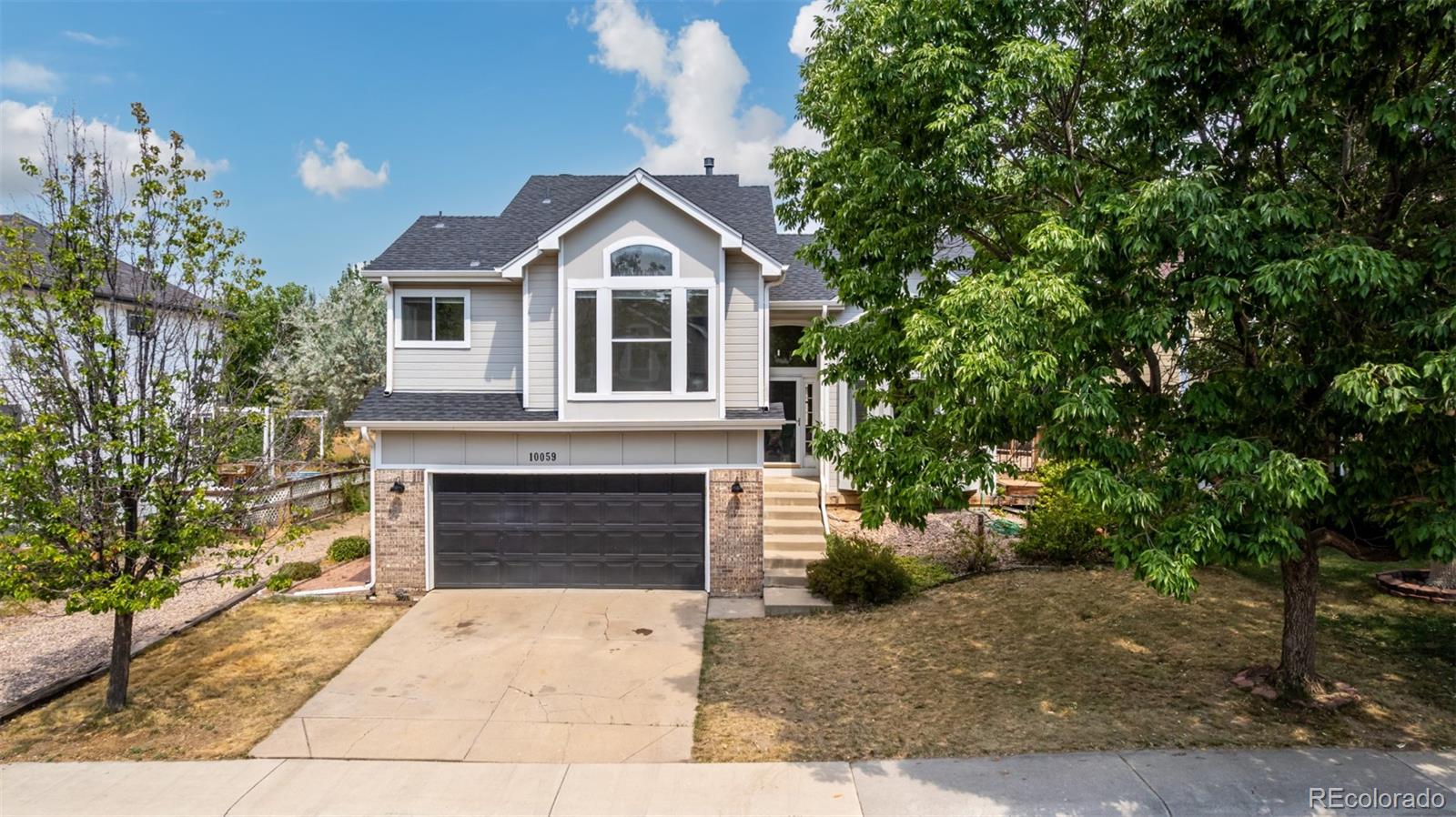 10059 Silvercliff Lane