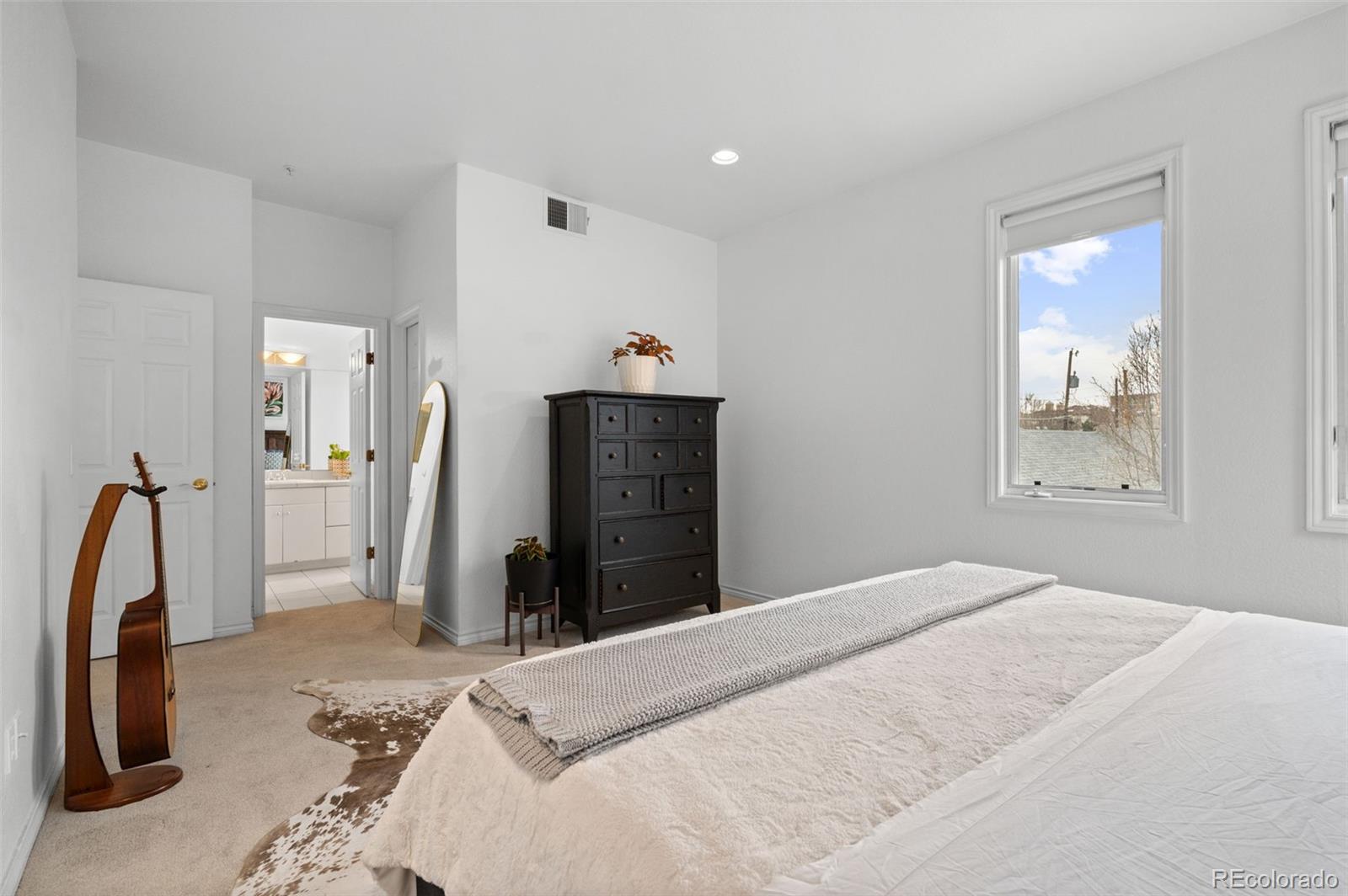 3650 E Ellsworth Avenue