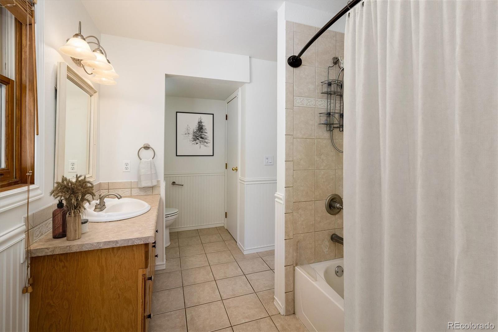 33901 Skyline Drive