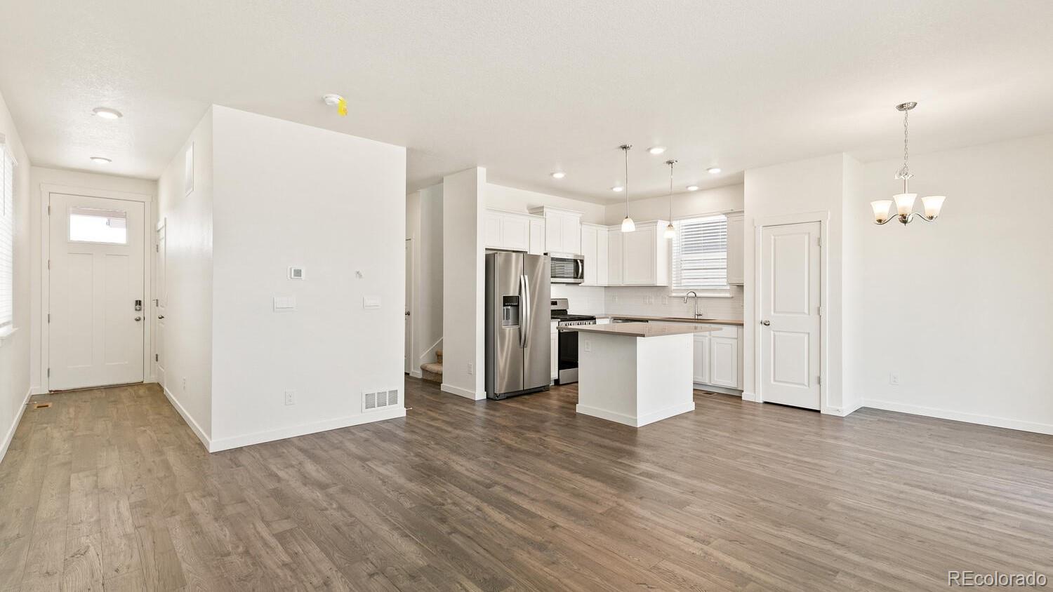 6121 Alpine Ridge Drive