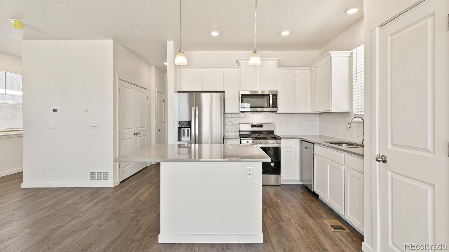 6121 Alpine Ridge Drive