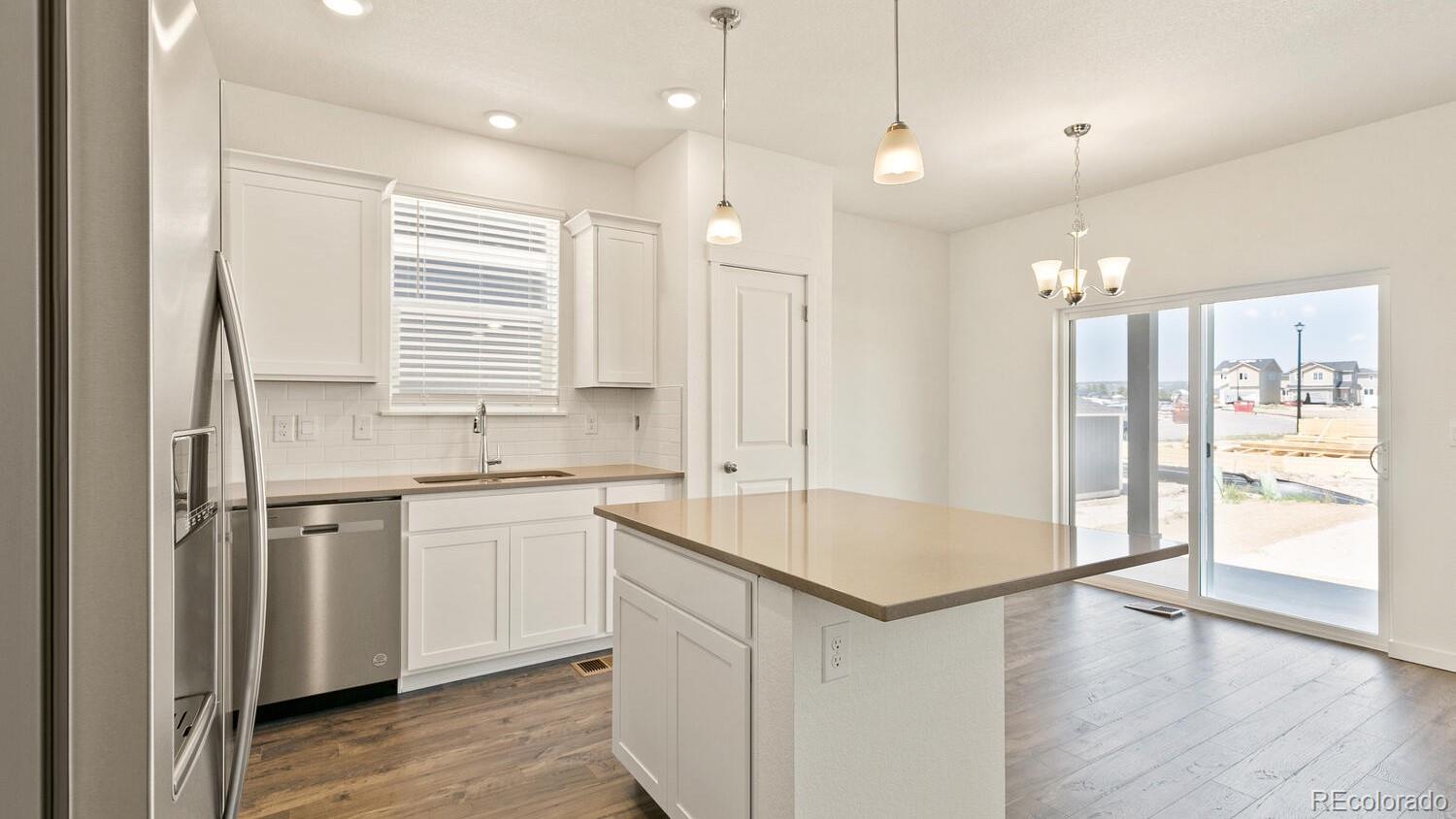 6121 Alpine Ridge Drive