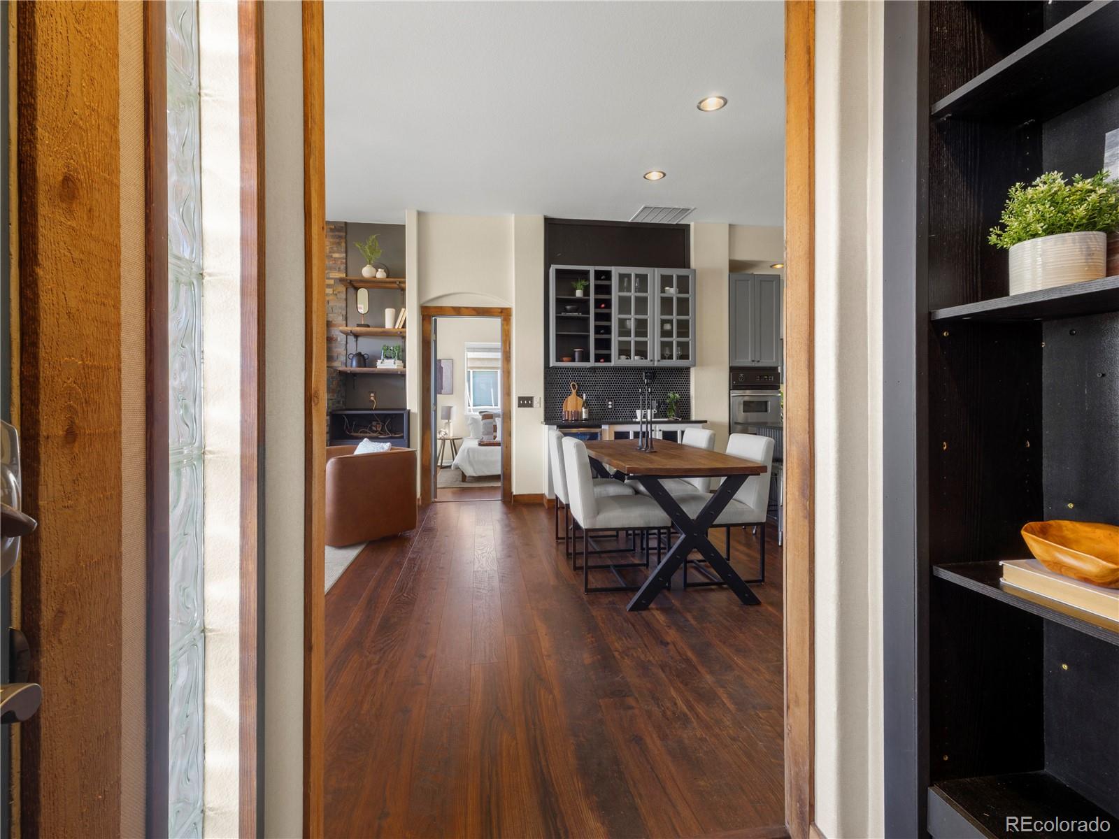 5359 Balsam Street Unit: 201