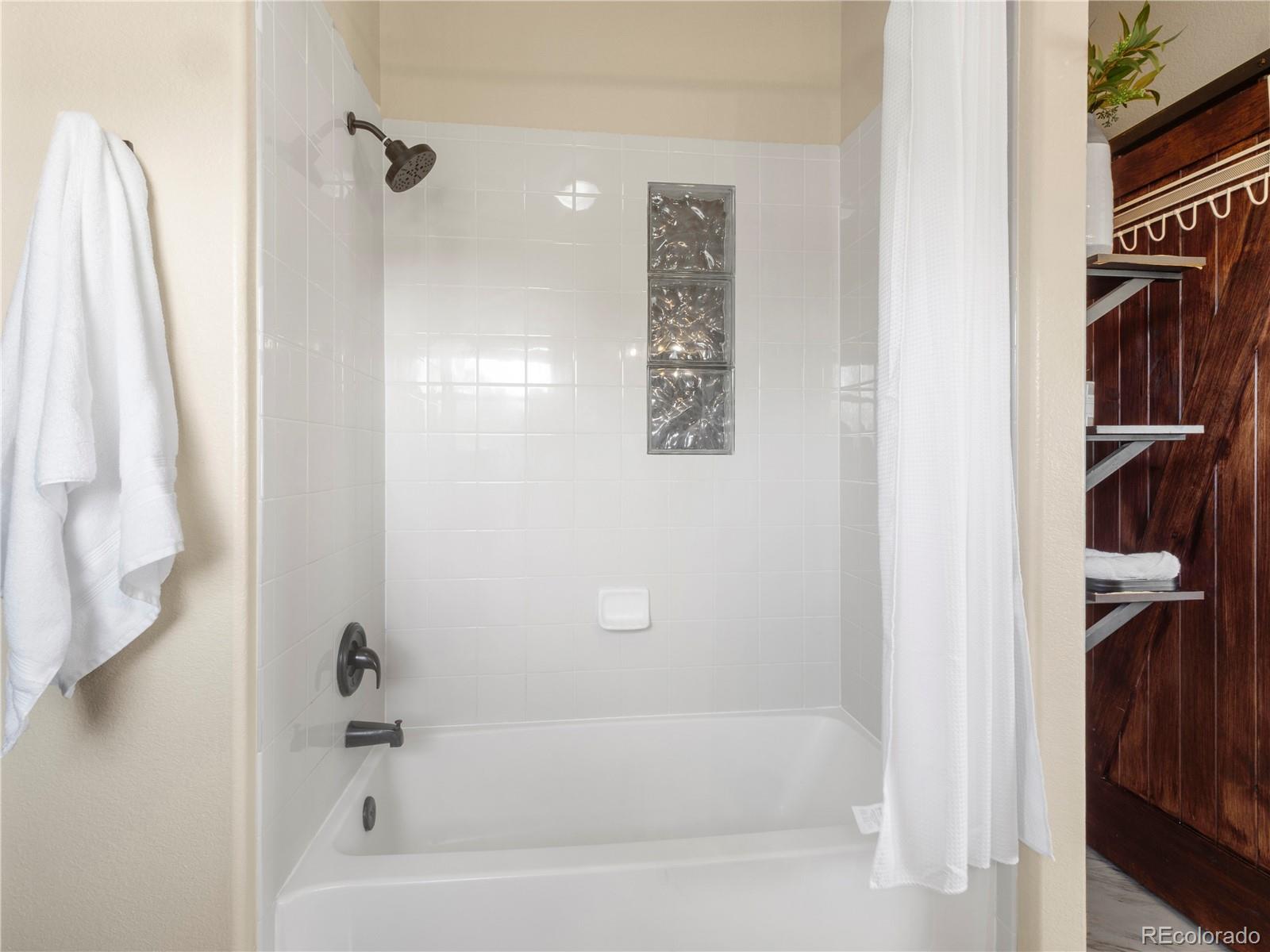 5359 Balsam Street Unit: 201