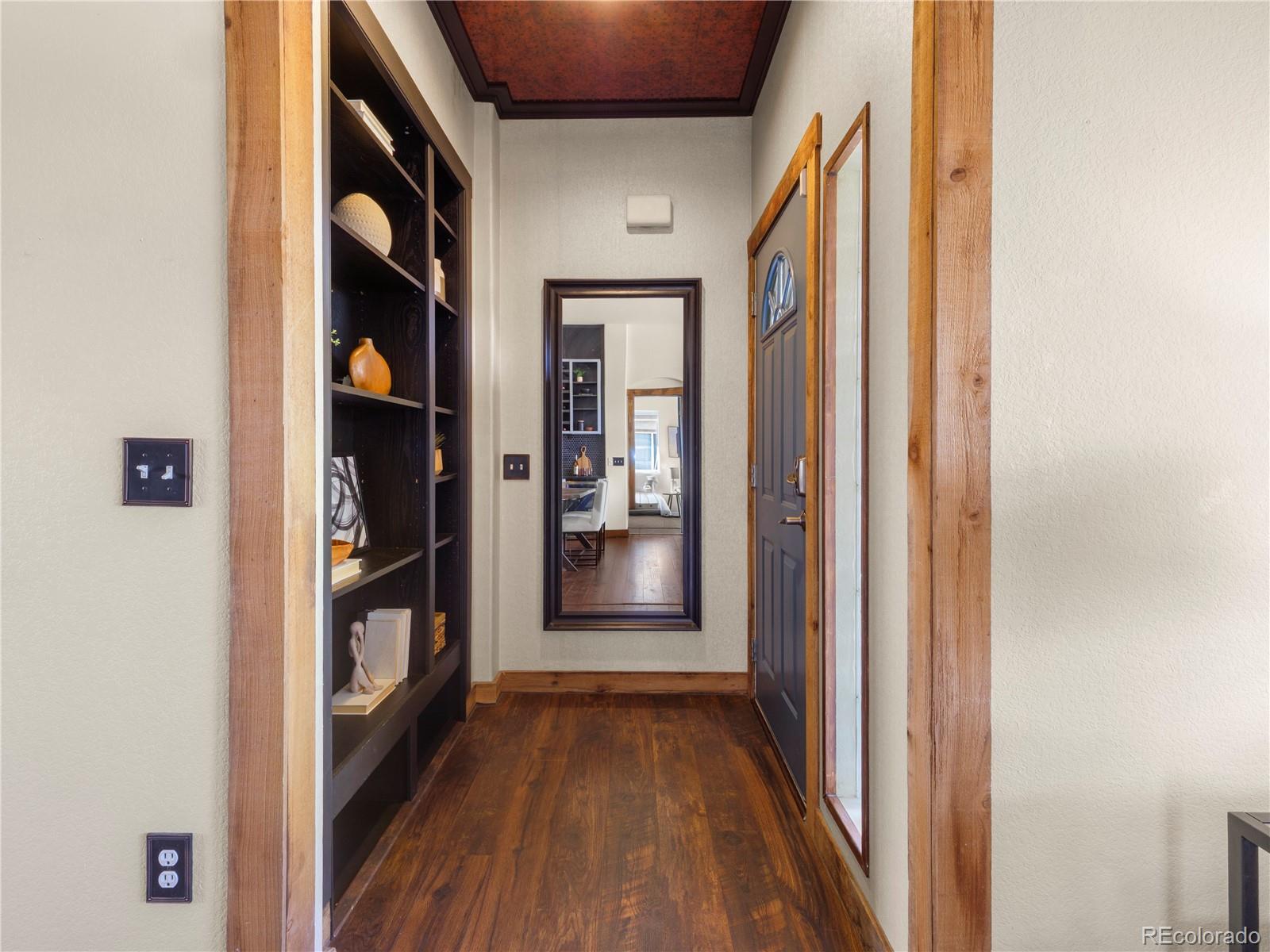 5359 Balsam Street Unit: 201