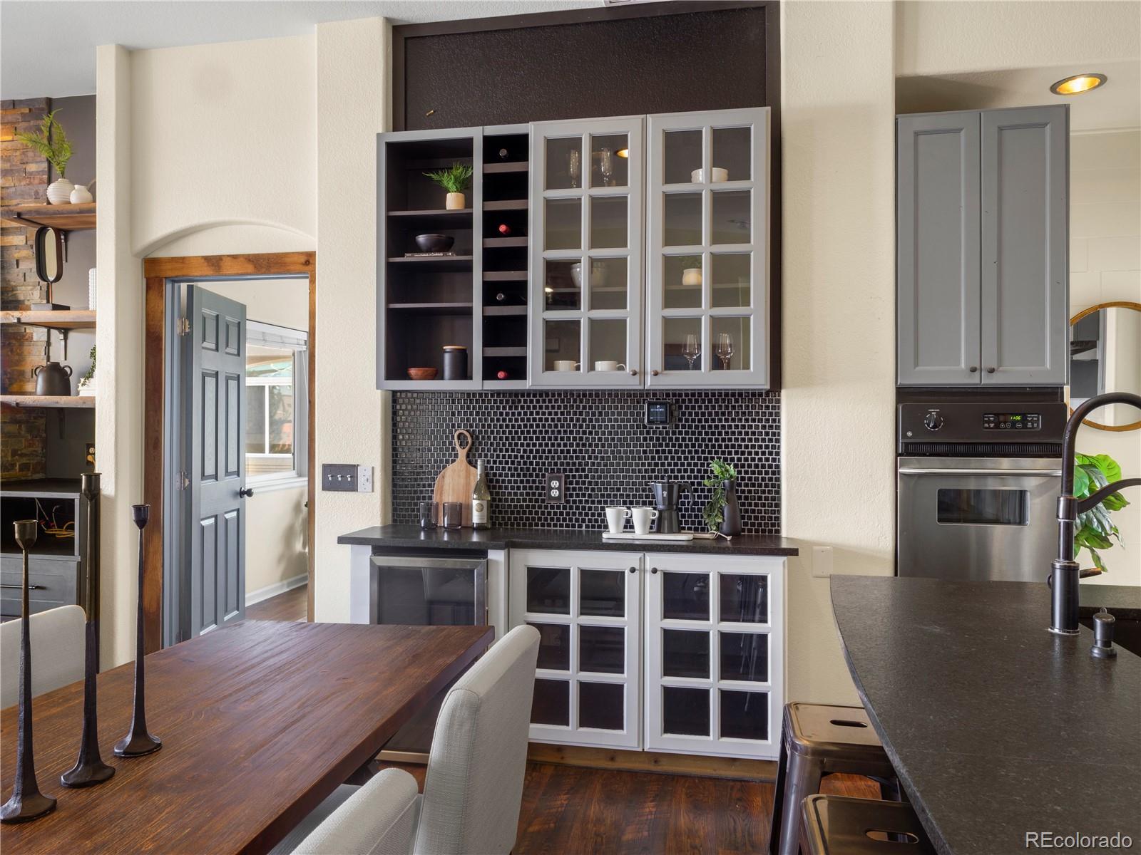 5359 Balsam Street Unit: 201