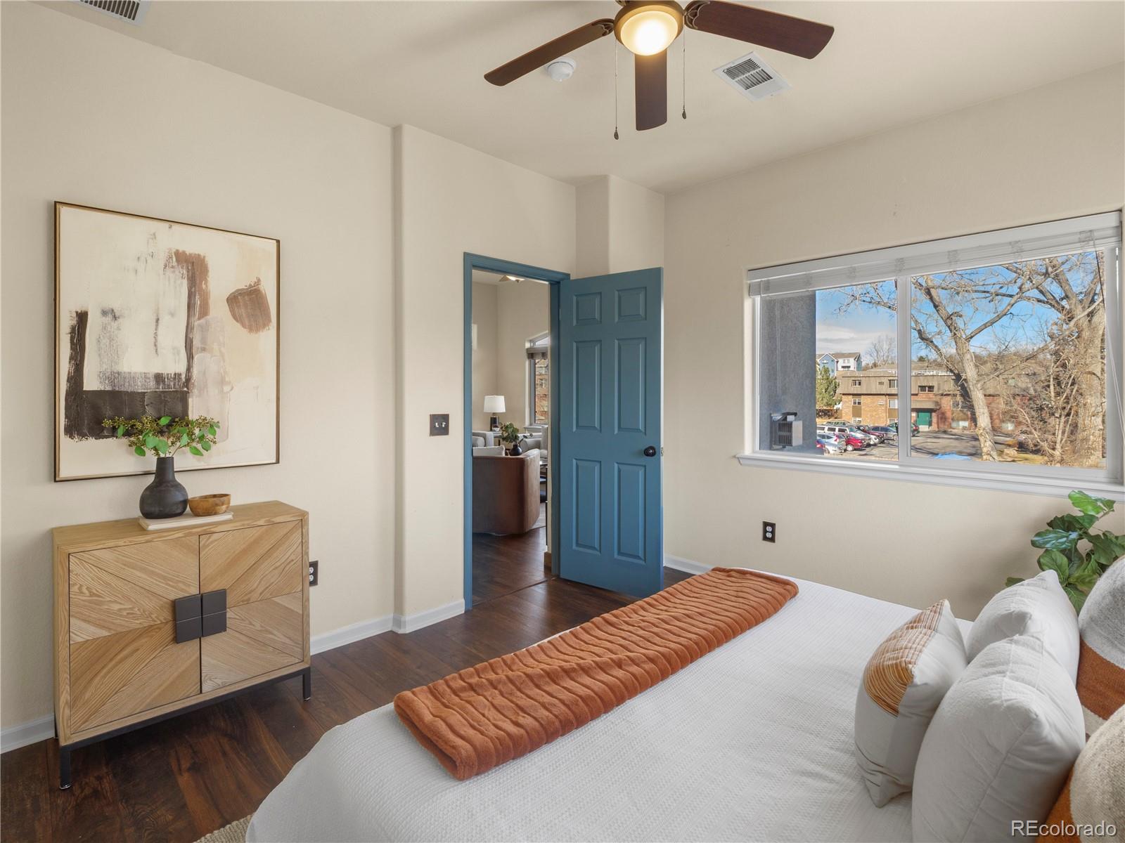 5359 Balsam Street Unit: 201