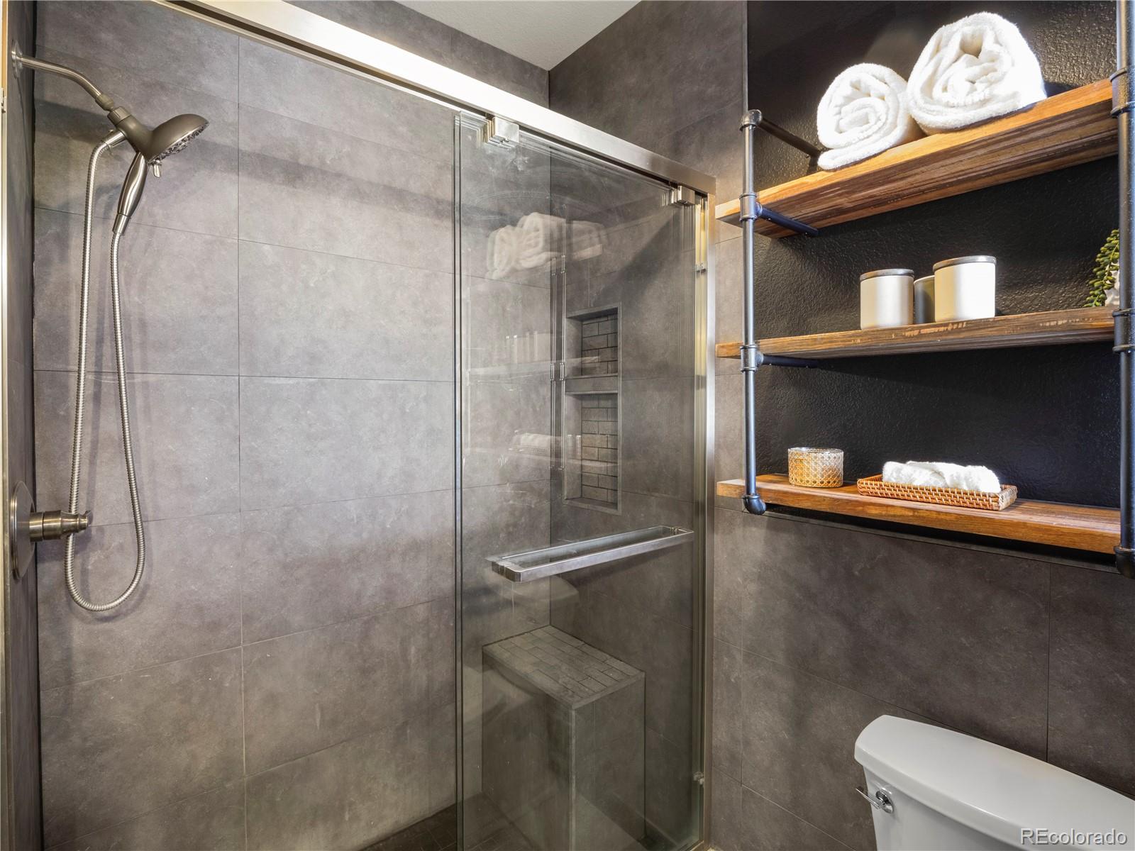 5359 Balsam Street Unit: 201