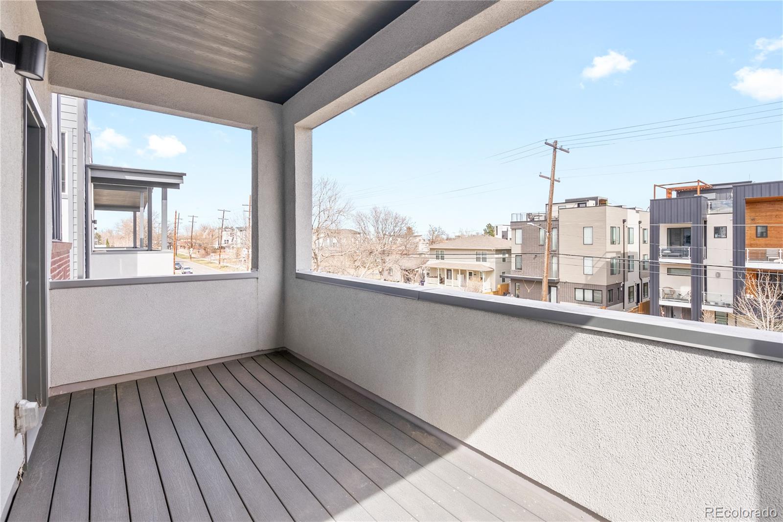 1733 Irving Street Unit: 101