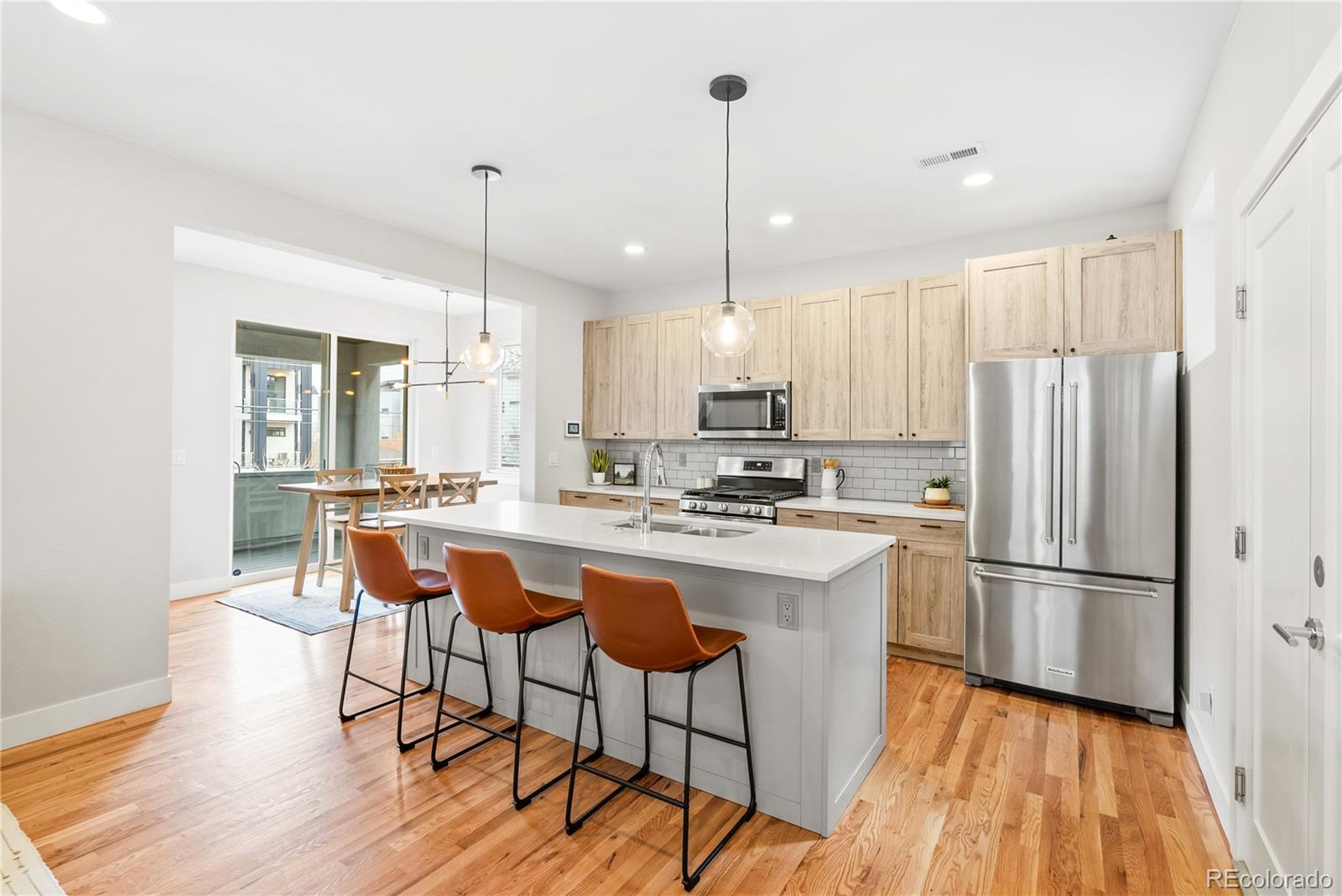 1733 Irving Street Unit: 101