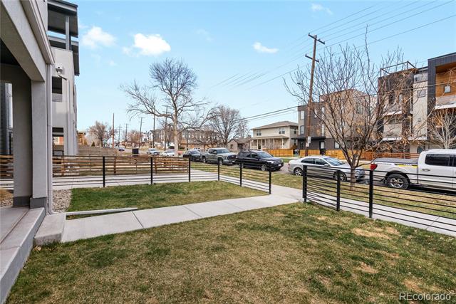 1733 Irving Street Unit: 101