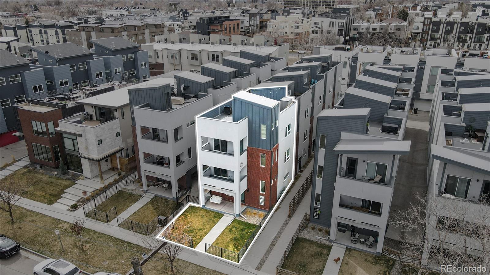 1733 Irving Street Unit: 101