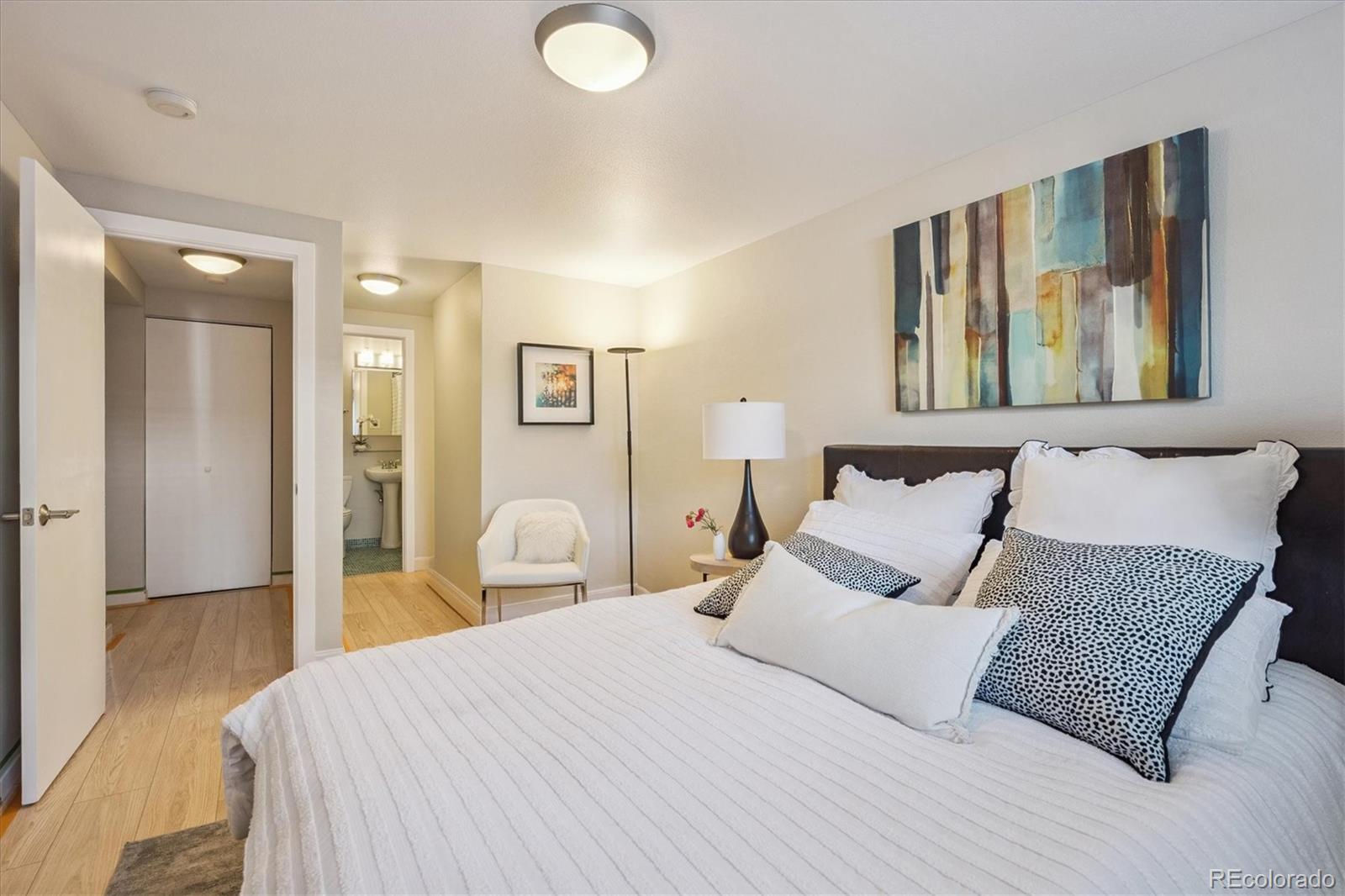 1245 Columbine Street Unit: 101