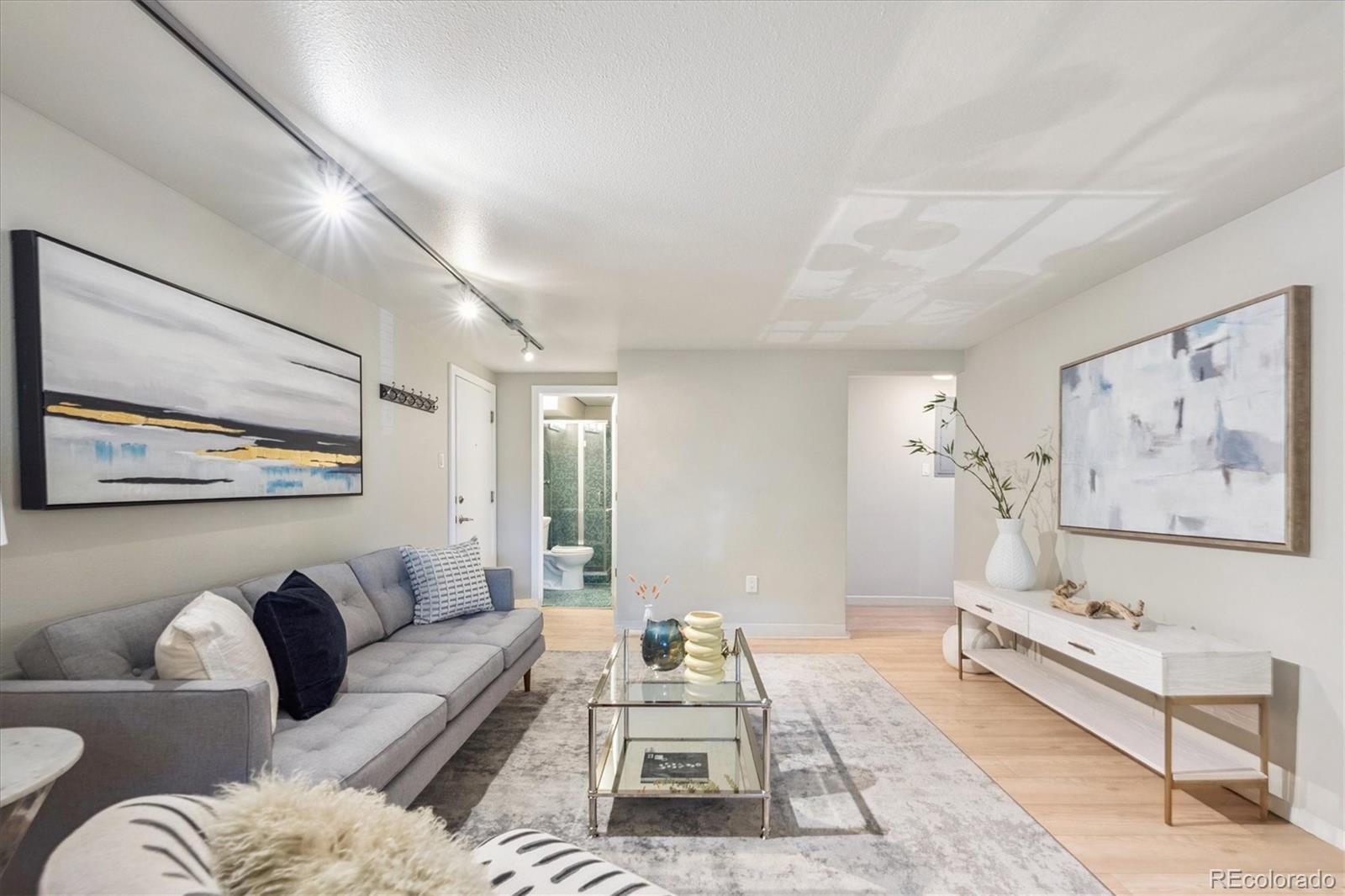 1245 Columbine Street Unit: 101