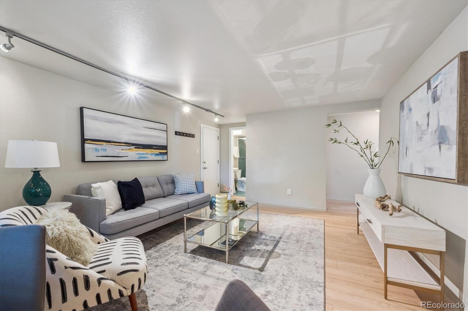 1245 Columbine Street Unit: 101