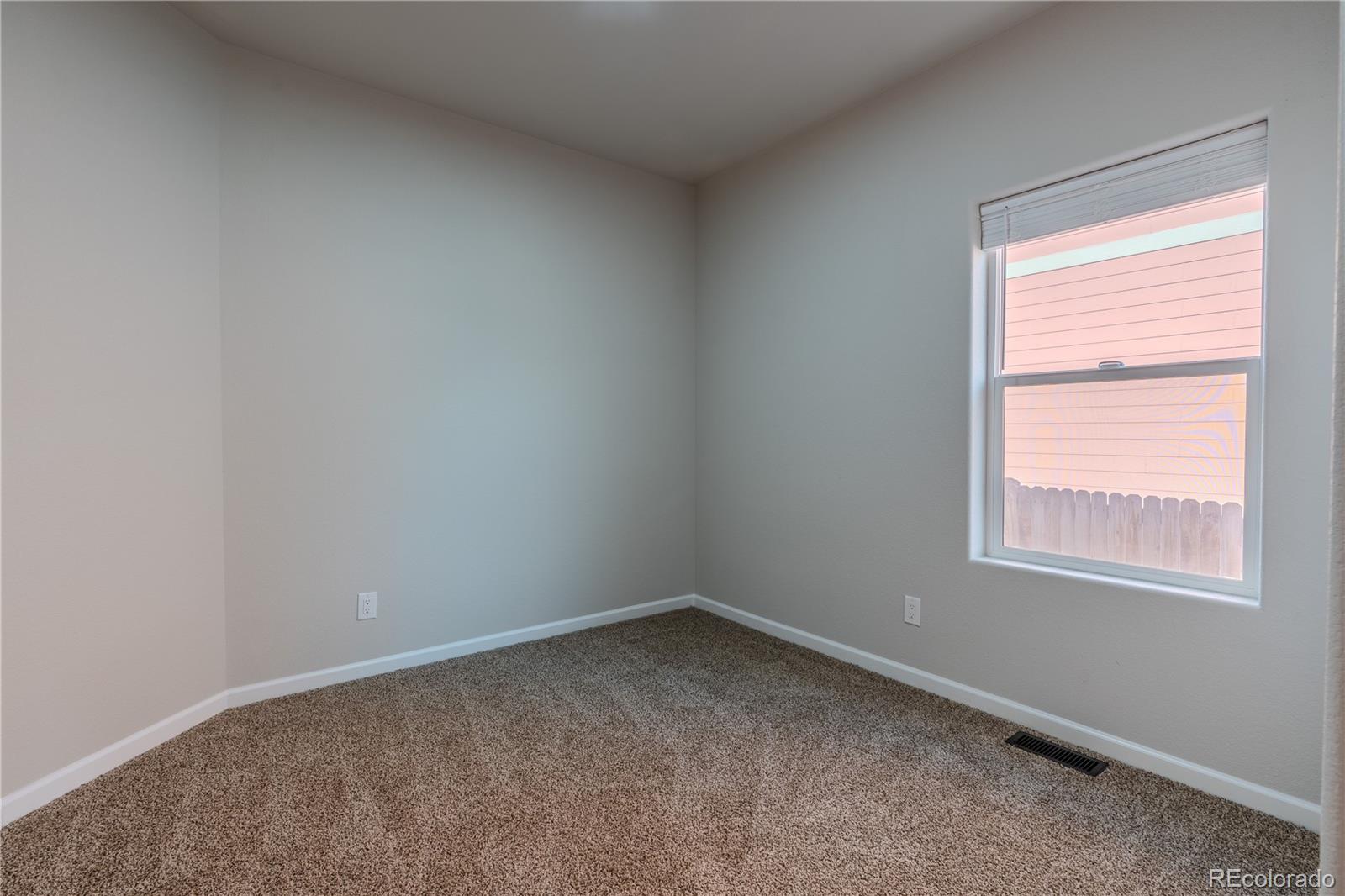 9567 Dahlia Lane