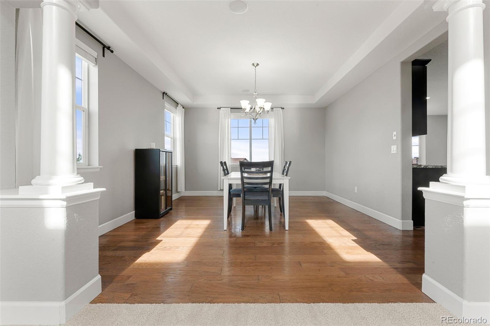 7606 S Valleyhead Court