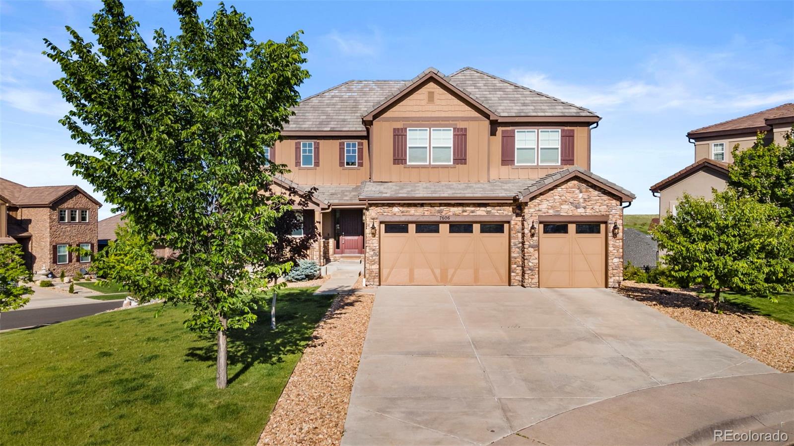 7606 S Valleyhead Court