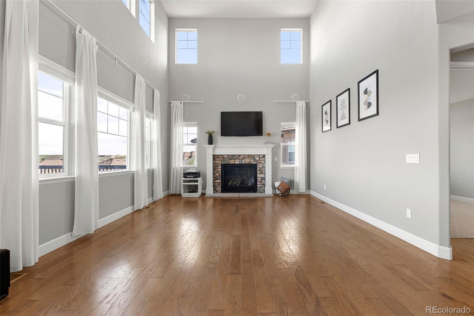 7606 S Valleyhead Court