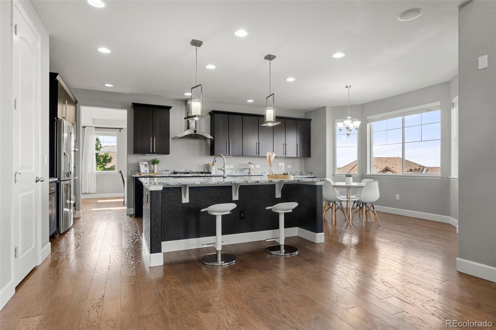 7606 S Valleyhead Court