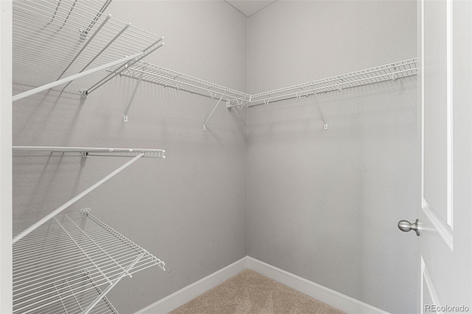 7606 S Valleyhead Court