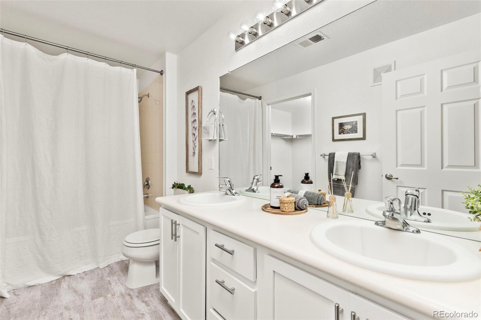 23406 E 5th Place Unit: 204