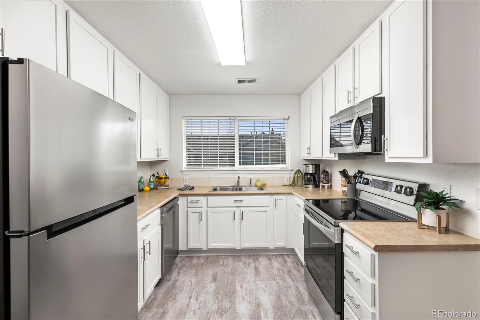 23406 E 5th Place Unit: 204