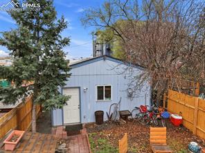 523 W Pikes Peak Avenue