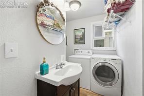 523 W Pikes Peak Avenue