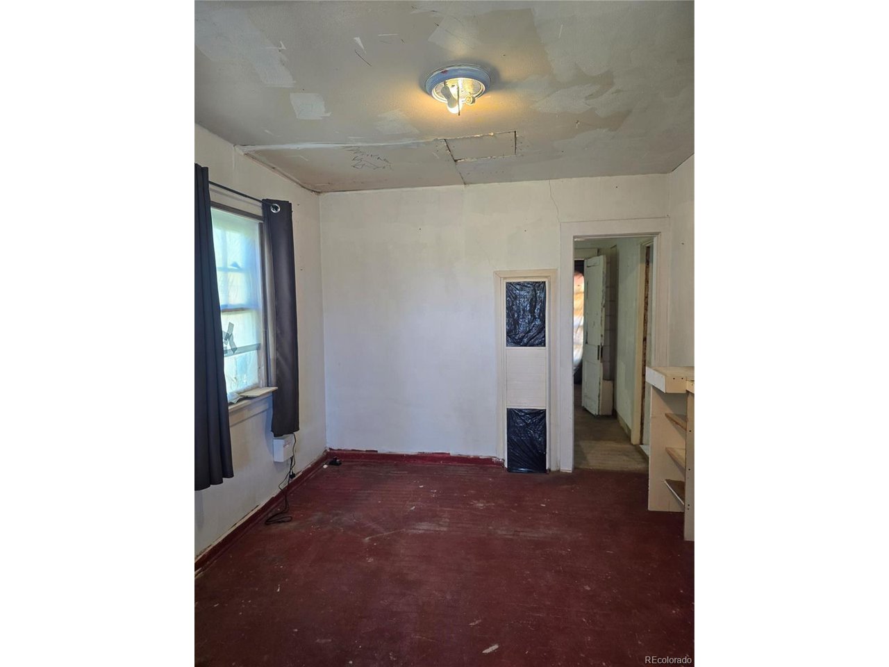 714 Front St